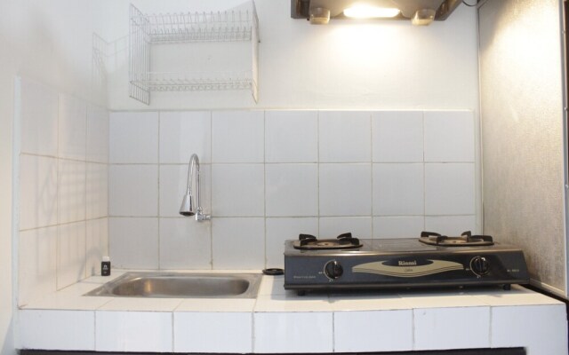 Comfy & Clean 2Br Apartment At Gateway Ahmad Yani Cicadas