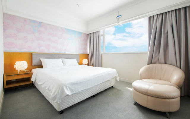 Warwick Hotel