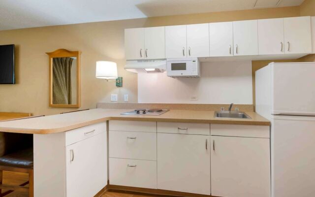 Extended Stay America Chicago Schaumburg Convention Center