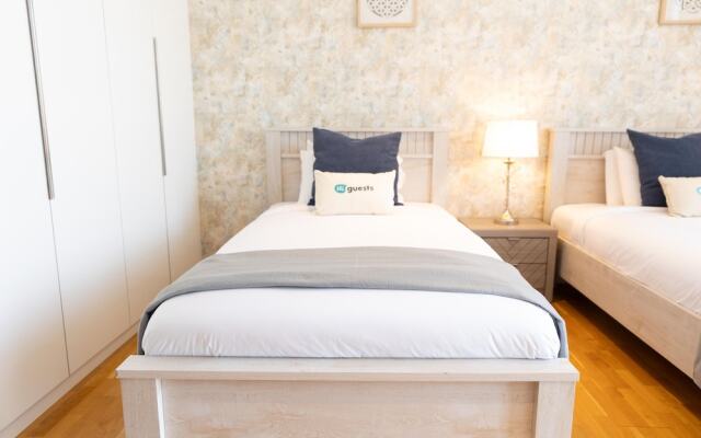 HiGuests - Bluewaters Residences 8