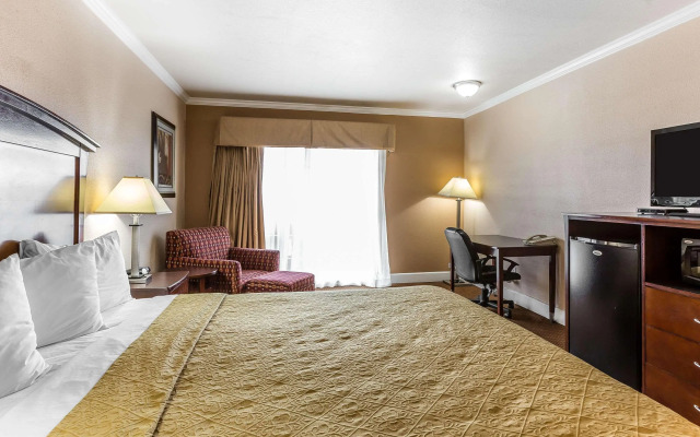 Quality Inn near Hearst Castle