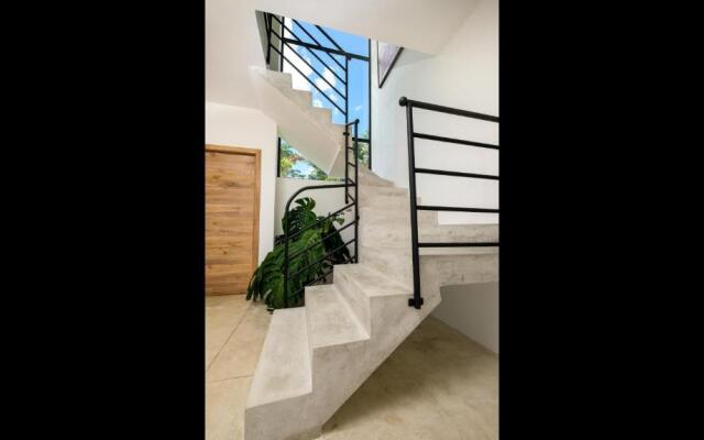 Magnificent new Modern Villa With sea View 5 Bedrooms