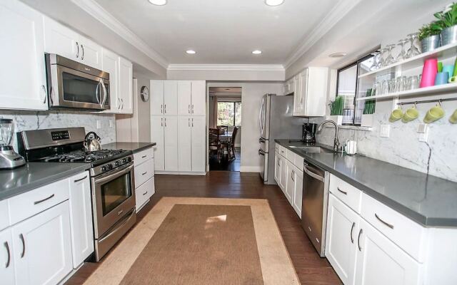 Bluebird Bear 1549 by RedAwning