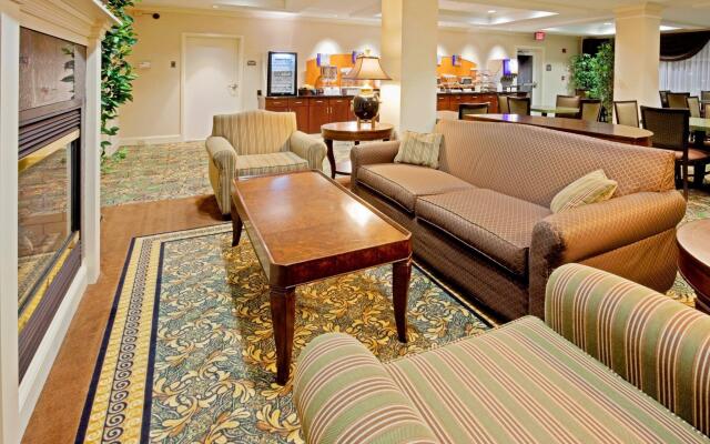 Holiday Inn Express Hotel & Suites Vestal by IHG