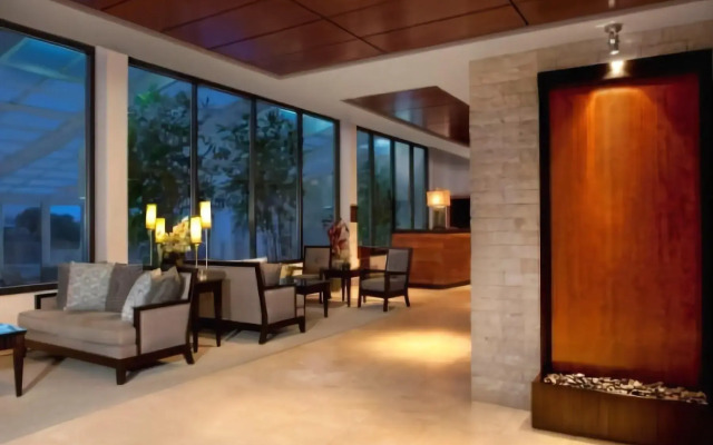 Shell Island Resort - All Oceanfront Suites