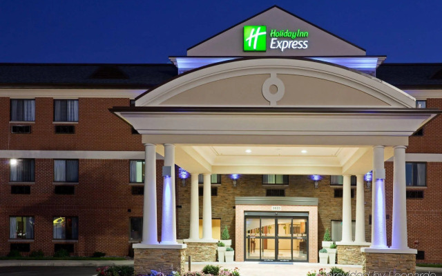 Holiday Inn Express Sheboygan-Kohler by IHG