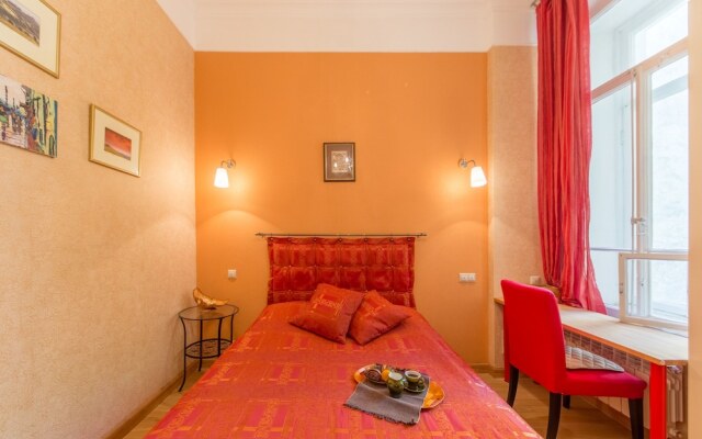 Апартаменты City of Rivers, Малая Морская, 19