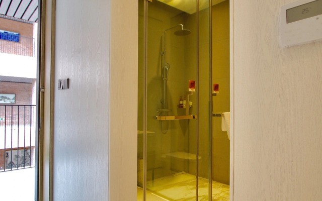 Yinju Jingde Art Hotel