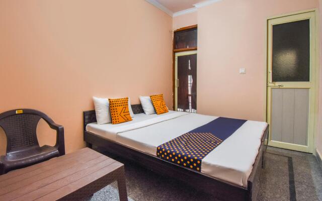 SPOT ON 65825 Uk Guest House