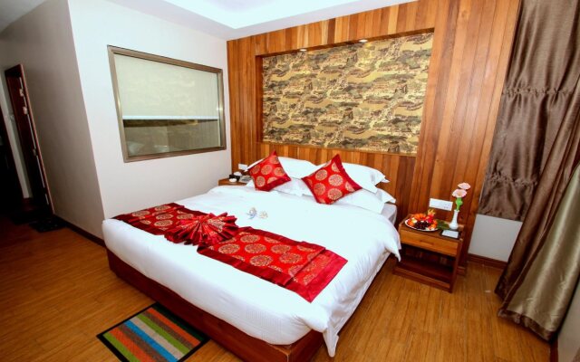 Gemsy Hotel