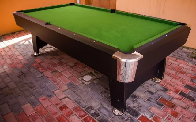 The Home Hotel Restaurant & Bar