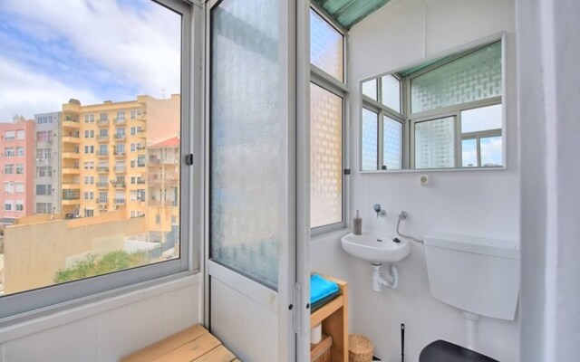 Cozy & Authentic Flat In The Center