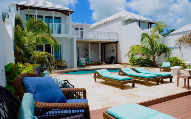 Caprice 14 Cable Beach Luxury Villa