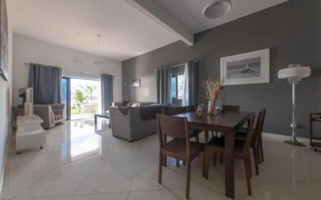 Flic en Flac Beachfront villa