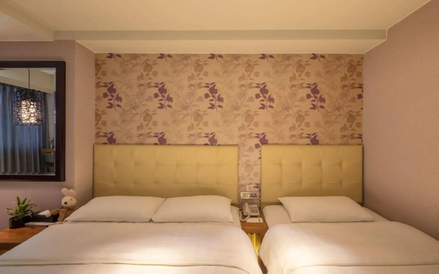 Urtrip Hotel