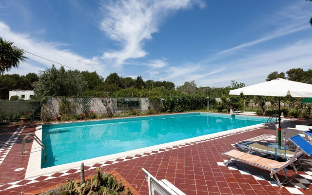 Villa Carmen With Garden And Pool