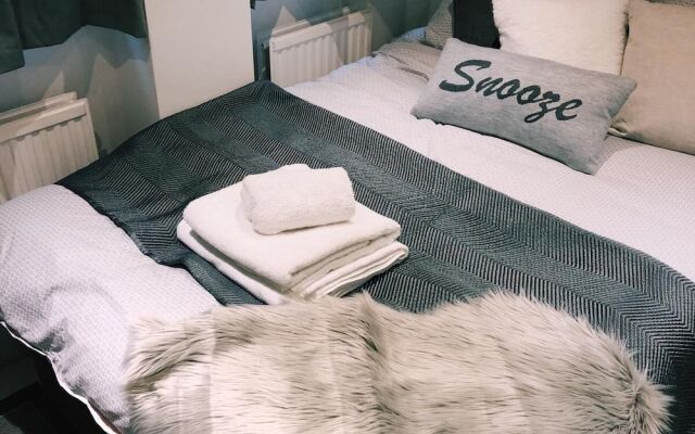 Luxury Stay Homer Street