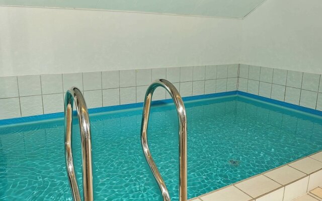 Cosy Holiday Home in Henne With Swimming Pool