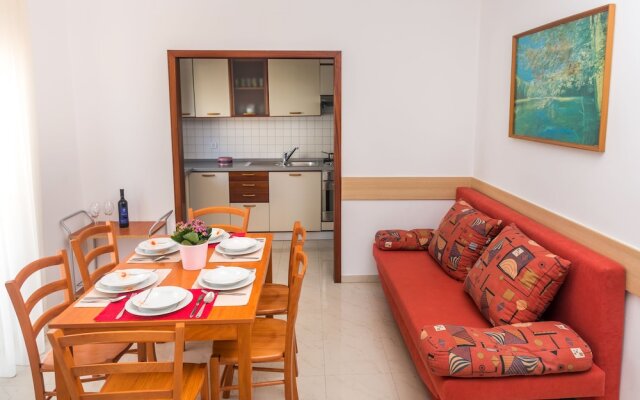 Pool Apartments Galeb