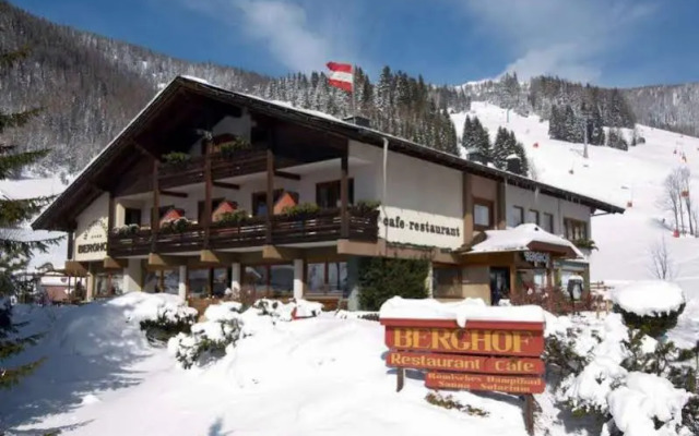 Ski- & Wanderhotel Berghof