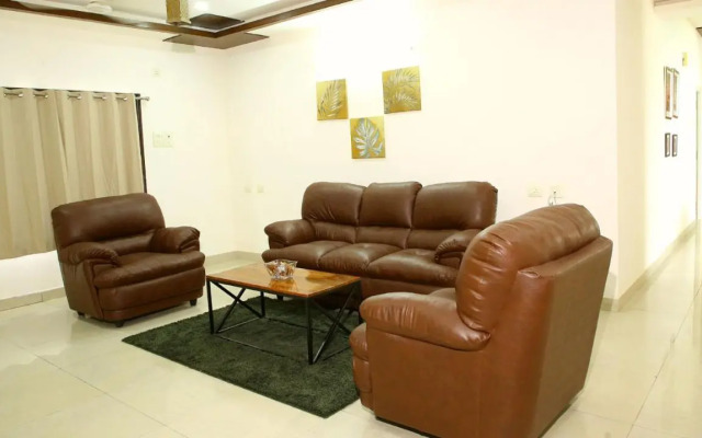 OYO 12459 SilverKey Gachibowli