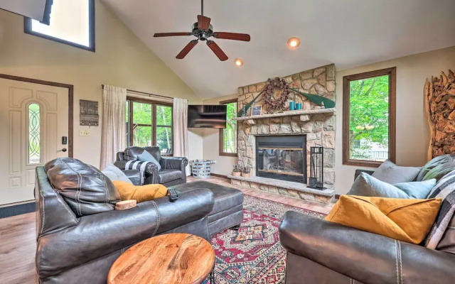 Near Hiking & Skiing: Albrightsville Home w/ Deck!