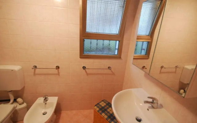 Well Located Apartment With Swimming Pool in Lignano