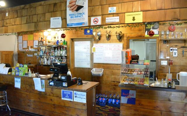 Theodore Motor Hotel