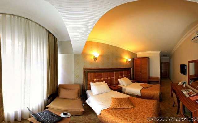 Marya Hotel