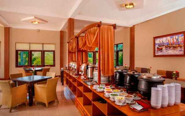 Spencer Green Hotel