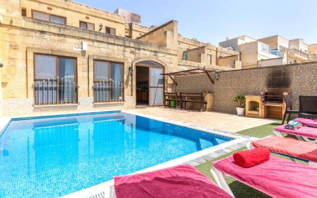 Ta Guljetta 4 Bedroom Villa With Private Pool
