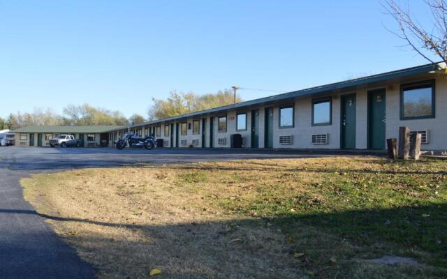 Purple Sage By OYO Snyder TX
