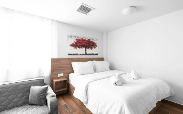 Ultima Suites Nilie Hospitality MGMT