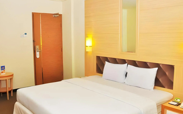 Horison Ultima Makassar