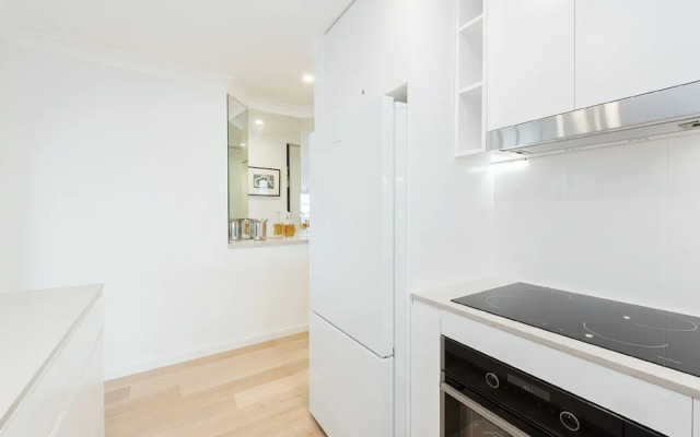 Right on Bondi H340