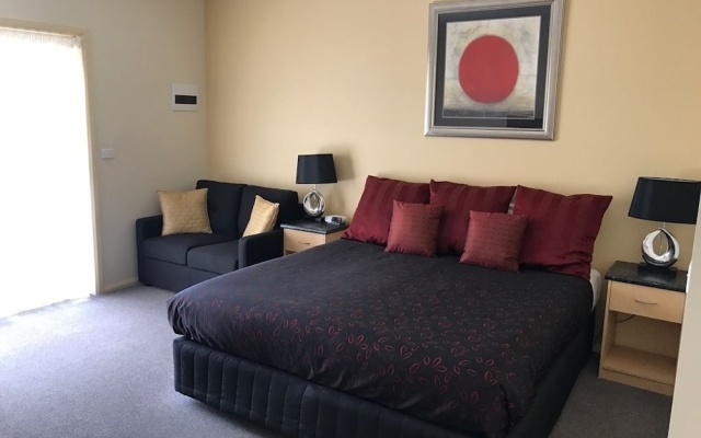 Sportsmans Motor Inn – Guest Rooms – Barooga