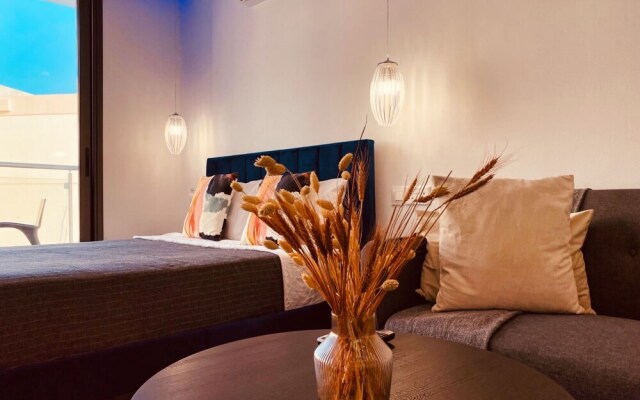 Phaedrus Living Seaside Luxury Flat Athina 118