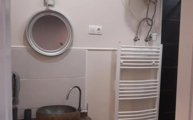 Ady Apartman