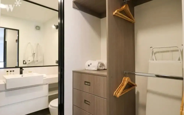 w Beautiful 2BR in San Isidro