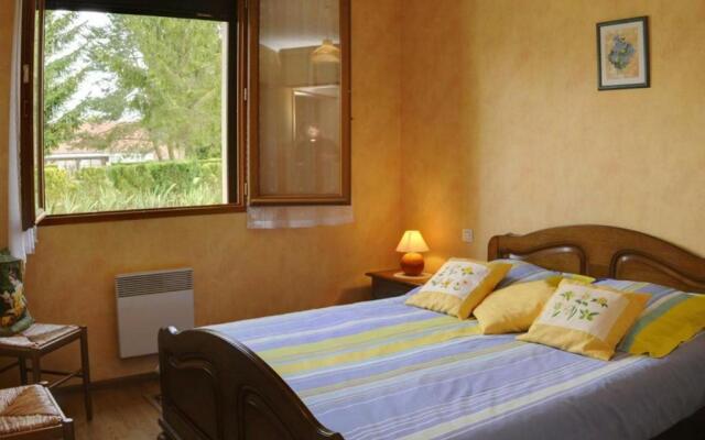 Gîte Rouilly-Sacey, 3 pièces, 4 personnes - FR-1-543-46