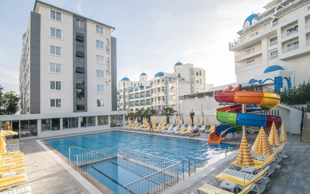 Kolibri Resort Hotel