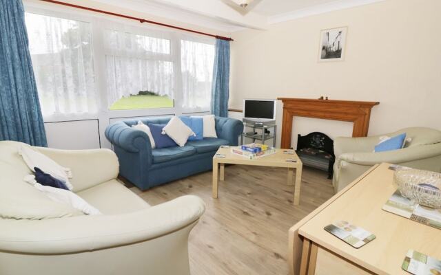 112 Beach Road Chalet Park