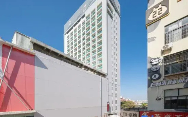 Youth Sunshine S Hotel (Xiamen Convention and Exhibition Center California Plaza)