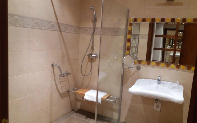 Palacio de La Magdalena Hotel