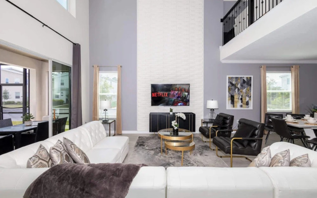 Storeybook Escape Sleeps 11!