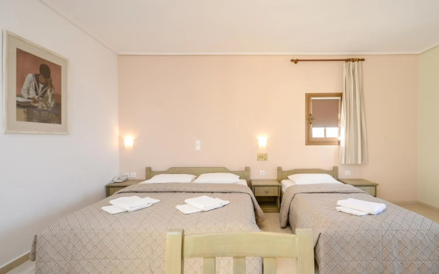 Proteas Hotel & Suites