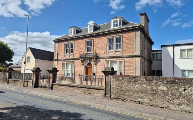 Bank House