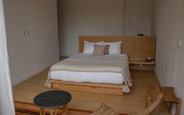 Hotel Cuatro Cuatros