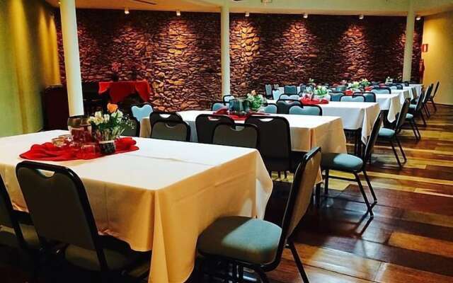 Hotel Verdes Mares