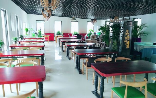 Four Seasons Inn Gubei Water Town